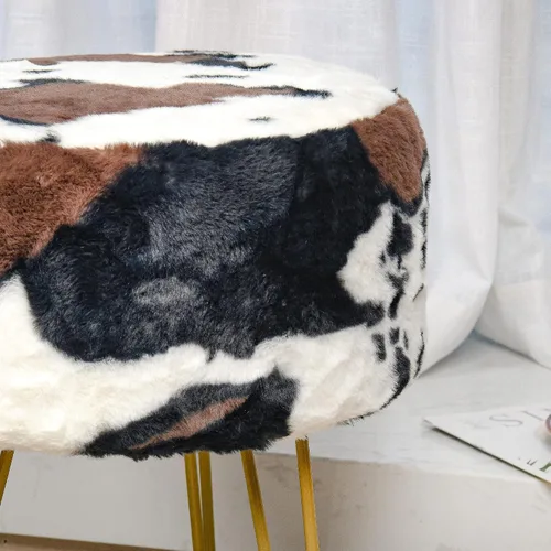 Vista 3 de Otomana de Piel Sintética con Estampado de Vaca 13"x13"x17" Asiento de Banco de Entrada Suave y Mullido Redondo Resistente Otomana de Acento Vaca
