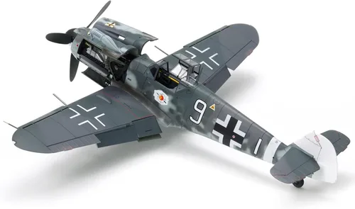 Vista 4 de Tamiya 61117 1/48 Messerschmitt BF 109 G-6 Kit de avión modelo de plástico