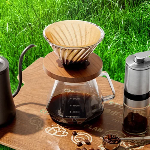 Vista 5 de Kit profesional de cafetera de vidrio para verter sobre café, cafetera en forma de V de 21.1 onzas líquidas con mango de nogal y filtros de 100 V20