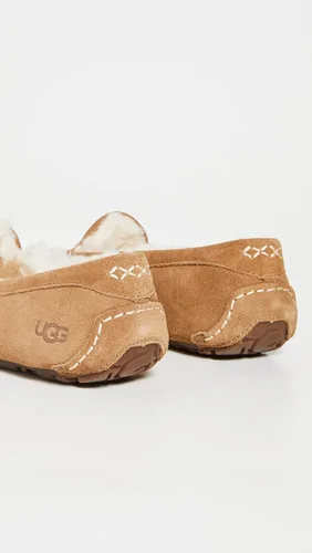 Vista 4 de UGG Pantuflas Ansley para mujer