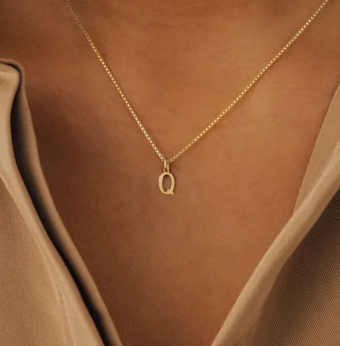 Vista 3 de Collar de letra pequeña, delicado chapado en oro de 14 quilates, collar con dije de inicial pequeña para mujer