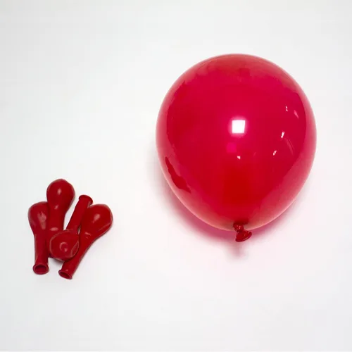 Vista 4 de Kit de arco de guirnalda de globos rojos y negros, globos grandes y pequeños y medianos dorados metálicos para baby shower, fiestas, cumpleaños