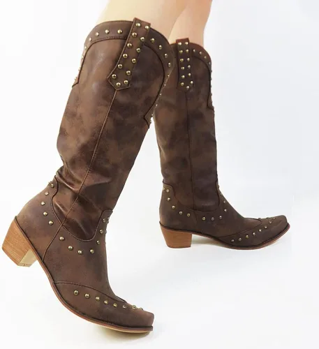 Vista 6 de Tscoyuki Botas de media pantorrilla para mujer, con tachuelas, puntera puntiaguda, tacón grueso, vaquera, desgastadas