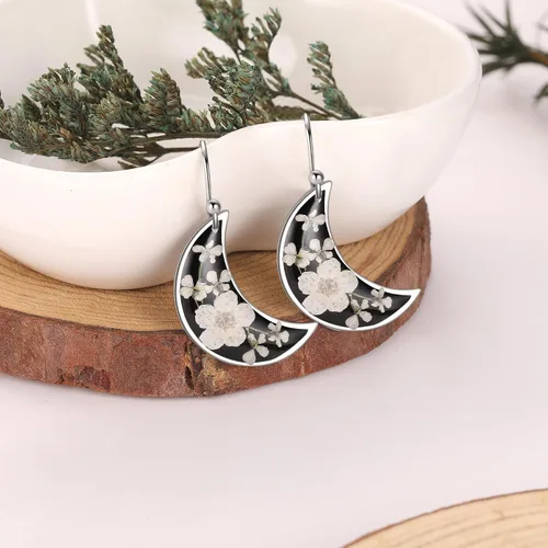 Vista 20 de Forget-Me-Not and Queen Anne's Lace Pressed Wildflower Earrings Pressed Flower Earrings Handmade Drop and Dangle Earrings Gift for Woman