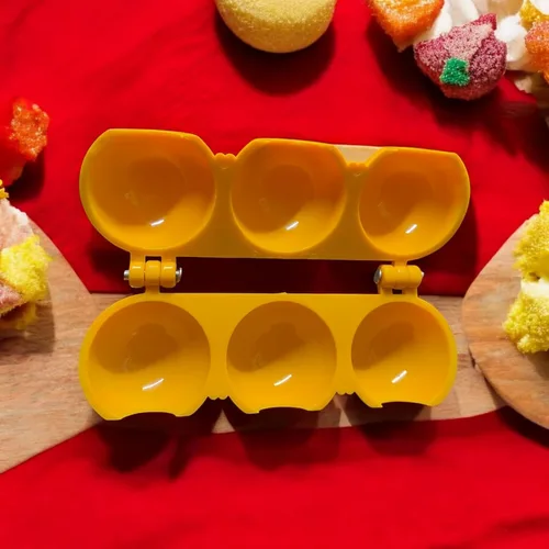 Vista 6 de Ladoo Maker Patti Molde Sancha de plástico para 3 Ladoos Together para Diwali, Ganpati y todos los festivales 5 x 1.5 pulgadas