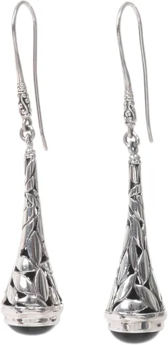 Vista 4 de NOVICA Aretes colgantes hechos a mano de plata de ley 925 de Indonesia con piedra preciosa negra metálica y piedra natal del árbol 2.5 pulgadas