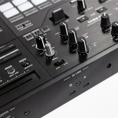 Vista 10 de Pioneer DJ DDJ-REV5 Controlador de DJ de rendimiento de 2 canales estilo Scratch (Negro)