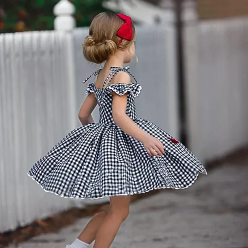 Vista 5 de OBEEII Vestido de Navidad para niños, niñas y mujeres, vestido de fiesta a cuadros y capa de terciopelo a juego para mamá y yo
