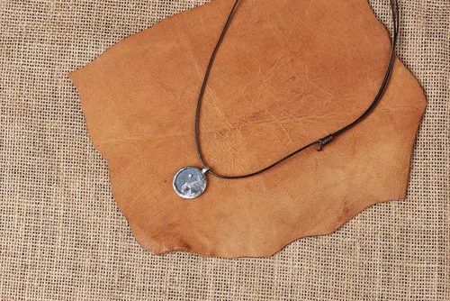 Vista 9 de Collar Yin Yang para hombre, joyería colgante de alta calidad de aspecto antiguo, regalos de Yin Yang, joyería vikinga para hombres