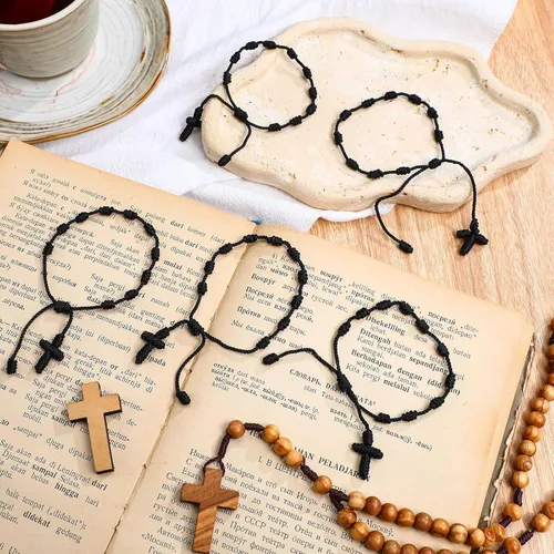Vista 3 de Otuuz 24 pulseras de rosario católico negro hechas a mano con cruz de rosario para hombres y mujeres, 10 nudos con recuerdos de mano de bautizo