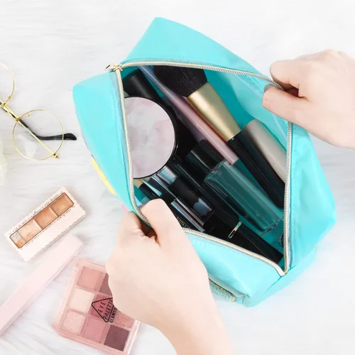 Vista 6 de SOIDRAM Bolsa de maquillaje floral acolchada para cosméticos, bolsa de maquillaje de coqueta inflada, bolsa de maquillaje estética grande de viaje
