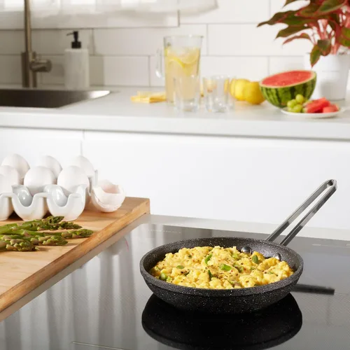 Vista 9 de Starfrit The Rock - Sartén antiadherente de 16 cm (6.5") para huevos - Aluminio forjado duradero - Apto para horno - Libre de PFOA - Fácil