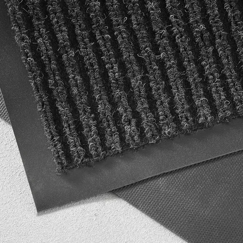 Vista 6 de Consolidated Plastics Brush Dry Mat fabricado en Estados Unidos, tapete comercial resistente para entradas de interior/exterior, parte trasera Carbón