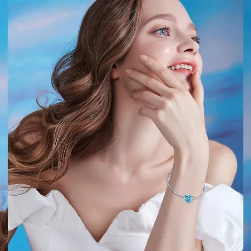 Vista 5 de FOREVER QUEEN Dijes de sirena para pulsera de plata de ley 925, abalorios de circonita cúbica en forma de corazón, cuentas esmaltadas azules