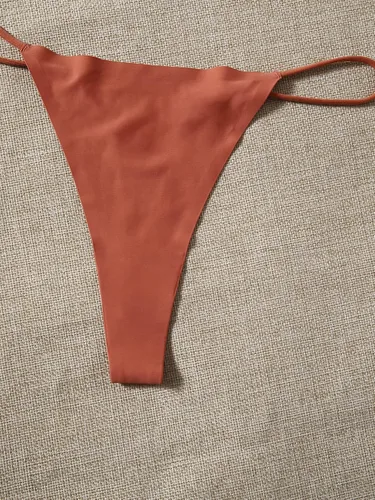Vista 4 de SHENHE Ropa interior sin costuras de 7 piezas para mujer, tangas invisibles con espalda en T