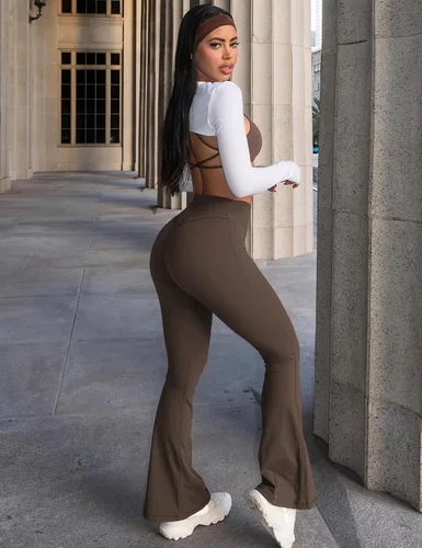 Vista 2 de YEOREO Leggings acampanados para mujer, pantalones de yoga Lynnie Bell Bottom de cintura alta, control de abdomen, leggings de entrenamiento