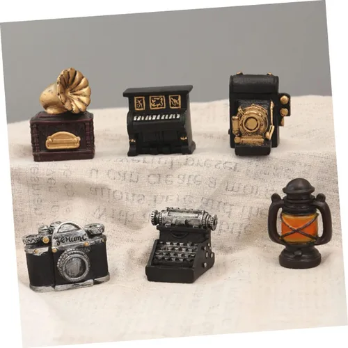 Vista 7 de BESPORTBLE 6 piezas de adornos de resina artesanías decoración mini habitación mini electrodomésticos juguete motosierras mini cosas miniaturas