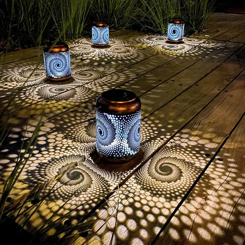 Vista 7 de Linternas solares para colgar al aire libre, linterna LED impermeable de metal con energía solar, decoración de patio, linterna con asa, idea