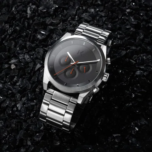 Vista 4 de MVMT Colección Element Chrono Reloj multifunción para hombre, Eslabón negro y plateado, Cronógrafo