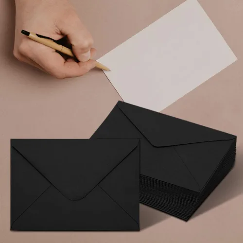 Vista 5 de 50 paquetes de sobres A7 para invitación, sobres negros de 5x7 con solapa en V, ideales para graduación, invitación, baby shower, boda y tarjetas