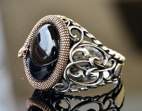 Vista 4 de Enigmatic Serpent 925K Sterling Silver Men's Gemstone Ring - Symbolic Power & Handcrafted Intricacy