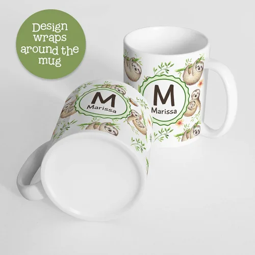 Vista 3 de Taza personalizada de perezoso para niños con nombre e inicial. Taza personalizada para niños pequeños con lindos perezosos colgantes. Sin BPA