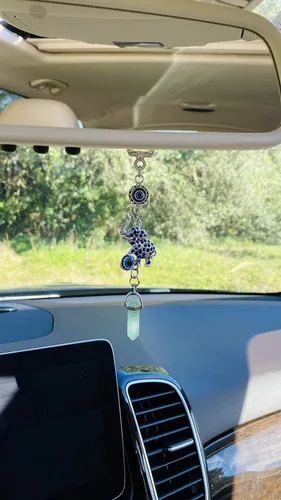 Vista 6 de LUCKBOOSTIUM Colgante de elefante feliz con azul, blanco y negro, adorno colgante de coche y piedra preciosa de dije – Accesorios para espejo