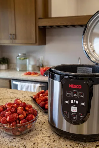 Vista 6 de Nesco NPC-9 Olla a Presión Eléctrica Inteligente y Enlatadora, Acero Inoxidable, 9.5 Qt
