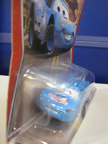 Vista 3 de Disney Cars Toys Coches: Dinoco McQueen