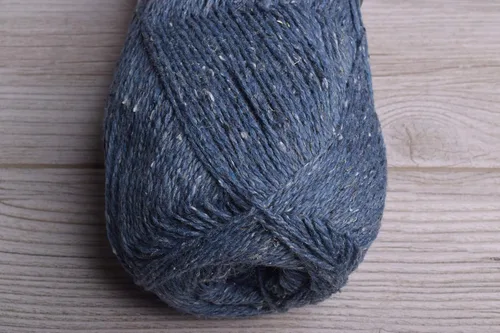 Vista 54 de Berroco Remix Yarn - Rosa - Nylon reciclado, algodón, acrílico, seda, mezcla de lino 3929