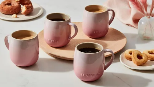 Vista 6 de Le Creuset - Juego de 4 tazas Heritage de cerámica, 13 onzas cada una, alcachofa