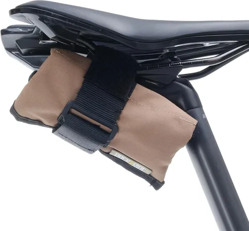 Vista 9 de PACK2RIDE Blossom Bolsa de Sillín Enrollable para Bicicleta - Portakit de Herramientas para Bicicleta - Resistente al Agua y Duradera en Tela