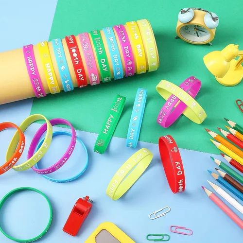 Vista 3 de JUNEBRUSHS 64 piezas de pulseras de silicona para fiesta del 100º día de escuela