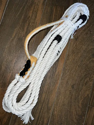 Vista 4 de Cuerda Mini Bull/Steer Poly Blanca – 9x7 mano izquierda 3/4" x 3/4" suave – EPT Bull Ropes Riding Rope 12