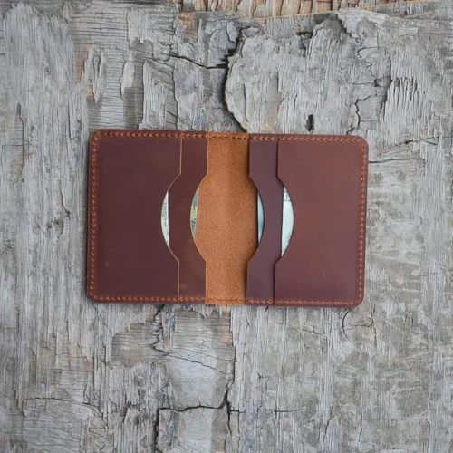 Vista 3 de JJNUSA Billetera de cuero minimalista hecha a mano para hombres envejecidos con tarjetero para regalos, estilo 2, marrón