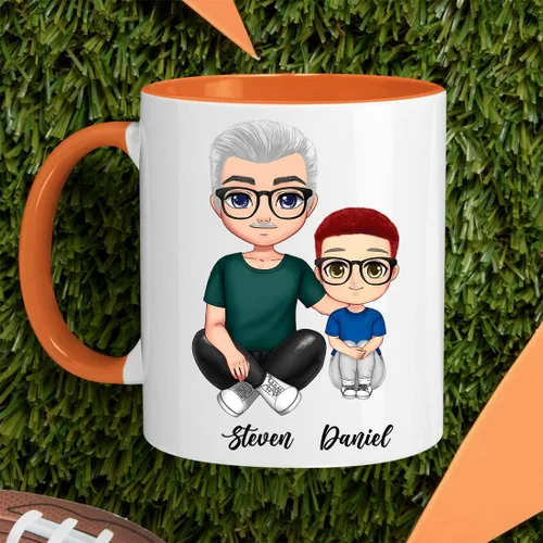Vista 9 de Taza de café para el día del padre para papá de parte de hija e hijo. Taza del mundo con el mejor papá del mundo. Taza divertida con nombre