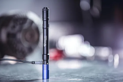 Vista 6 de Streamlight 66148 Stylus Pro USB 400nm UV recargable pluma con adaptador de CA de 120V, cable USB y funda de nailon, color negro