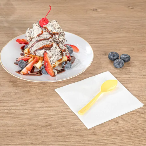 Vista 3 de Restaurantware Cucharas de postre de 4.5 x 1 pulgada, 100 cucharas desechables de degustación, asas resistentes, cucharas de plástico amarillo bebé