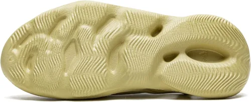 Vista 4 de adidas Preescolar Yeezy - Camino de espuma para niños HP5349 de azufre - Talla 13K, Azufreazufre, 13 pequeño niño