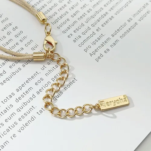 Vista 6 de Collar largo empalmado de cuerda encerada con cuentas de madera acrílica en contraste para mujer, 40 pulgadas