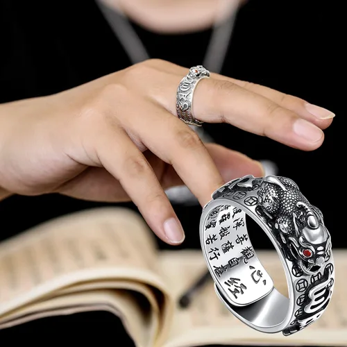 Vista 6 de HJ HUAJ 990 Silver Feng Shui PiXiu Adjustable Ring MANI Mantra Protection Wealth Ring