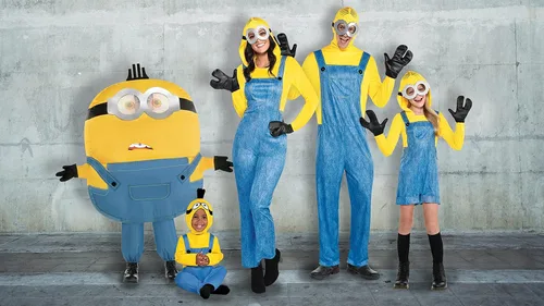 Vista 2 de Party City Minion Halloween Costume for Women Minions The Rise of Gru Jumpsuit Goggles and Gloves