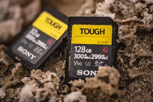 Vista 7 de Sony SF-G32T/T1 - Tarjeta de memoria flash SDHC UHS-II clase 10 U3 de alto rendimiento con velocidad de lectura rápida de hasta 300 MB/s, 32 GB