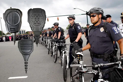 Vista 2 de PRYME® Trooper II® Series - Micrófonos de altavoz resistentes con micrófono de cancelación de ruido, estándares de polvo e impermeables
