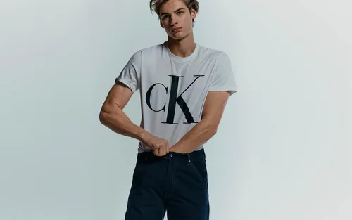 Vista 5 de Calvin Klein Men's Monogram Ck Jeans Crewneck T-Shirt