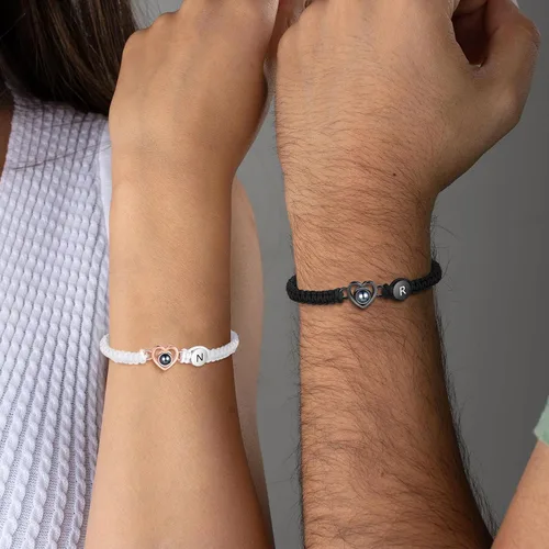 Vista 3 de Pulsera con inicial personalizada con imagen en el interior, cuerda de proyección de fotos personalizada para hombres y mujeres, regalo