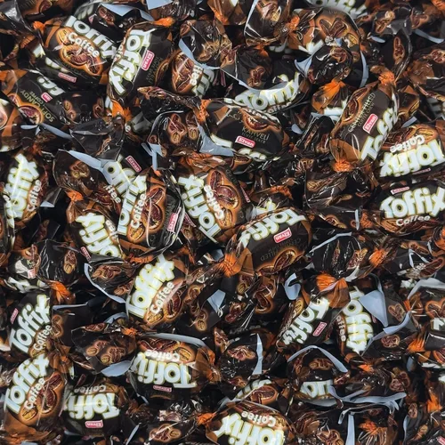 Vista 4 de Toffix Masticables de café, caramelos masticables suaves rellenos en el centro, 250 piezas de bocadillos envueltos individualmente para niños