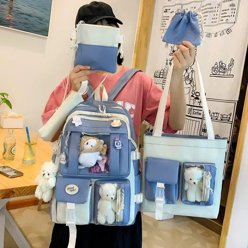 Vista 2 de Mochila escolar estética kawaii, juego de 5 piezas con bonitos pines colgantes de oso, mochila pequeña para laptop, kit esencial Verde