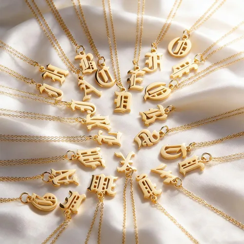 Vista 6 de Collar con dije de letra de inicial para mujer, chapado en oro de 18 quilates, para dama de honor, regalo para niñas