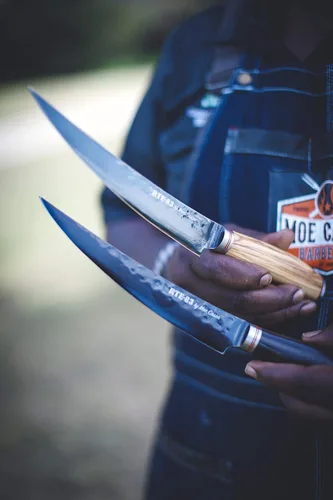 Vista 5 de Route 83 Knives by Moe Cason XL - Cuchillo deshuesador (8 pulgadas, madera de olivo italiano)